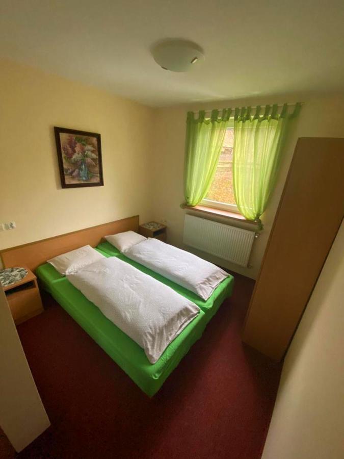 Agroturystyka Kapellanka - Kraina Wygasłych Wulkanów Wojcieszów Exterior foto