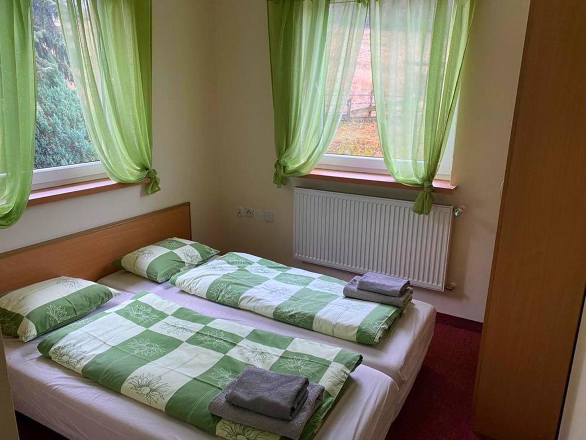 Agroturystyka Kapellanka - Kraina Wygasłych Wulkanów Wojcieszów Exterior foto